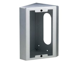 Fermax 8381 - Soporte angular para placa de calle Cityline, Skyline o Classic tamaño S4.