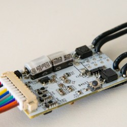 Shelly Plus Uni – Automatización sensores wifi
